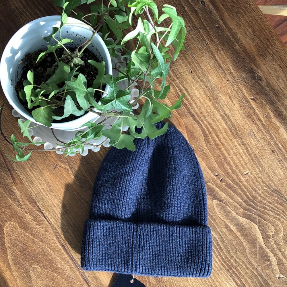 Handmade in Canada , super cute toque with a little bling - Picture 2 of 3
